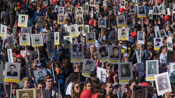 Патриотическая акция Бессмертный полк в Санкт-Петербурге. Архивное фото - Sputnik Азербайджан
