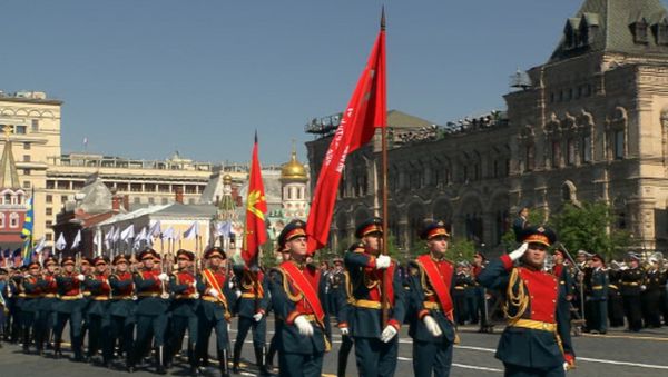 Самые яркие моменты парада Победы на Красной площади в Москве - Sputnik Азербайджан
