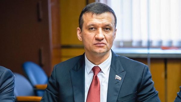 Дмитрий Савельев, депутат Государственной Думы ФС РФ, руководитель межпарламентской группы дружбы Россия-Азербайджан - Sputnik Азербайджан