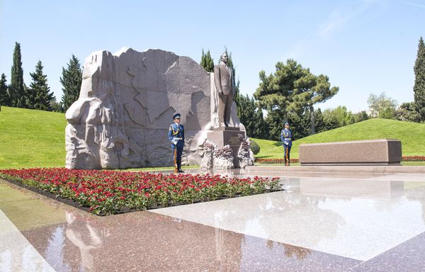 93-я годовщина со дня рождения общенационального лидера Азербайджана Гейдара Алиева - Sputnik Азербайджан