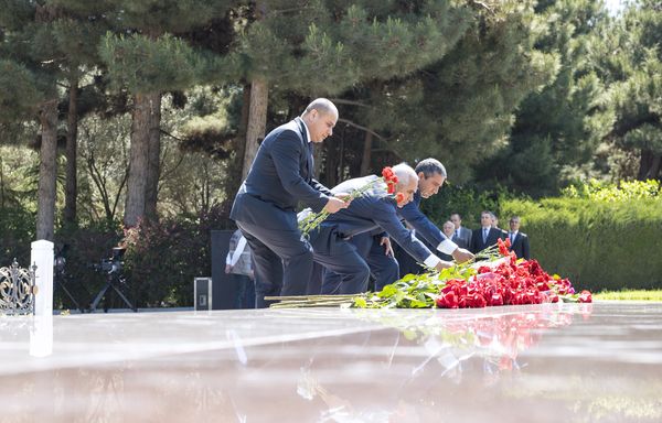 93-я годовщина со дня рождения общенационального лидера Азербайджана Гейдара Алиева - Sputnik Азербайджан
