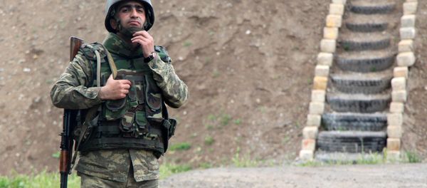 Солдат азербайджанской армии на боевом посту, фото из архива - Sputnik Азербайджан