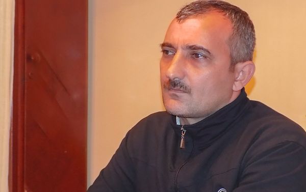 Амир считает, что вся жизнь основывается на вере, поэтому исцеляются те, кто приходит сюда с верой - Sputnik Азербайджан