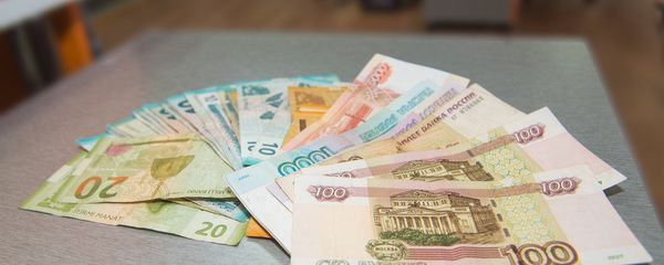 Манаты и рубли разных номиналов - Sputnik Азербайджан