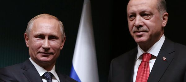Президент России Владимир Путин и глава Турции Реджеп Таййип Эрдоган - Sputnik Азербайджан