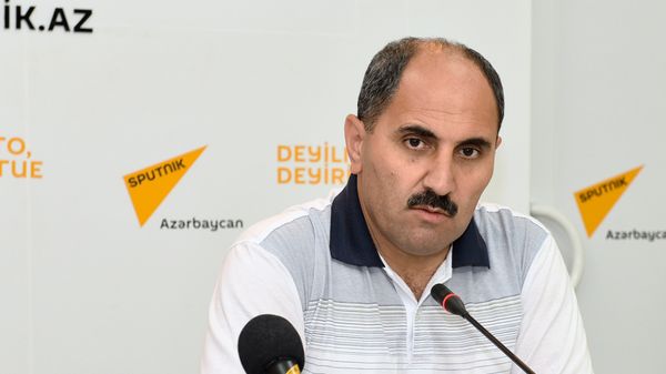 Азер Хасрет, политический аналитик, член Совета по прессе Азербайджана - Sputnik Азербайджан