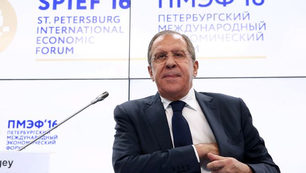 Министр иностранных дел РФ Сергей Лавров участвует в сессии клуба Валдай - Sputnik Азербайджан