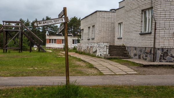 Один из корпусов детского лагеря Парк-отель Сямозеро, где проживали дети - Sputnik Азербайджан