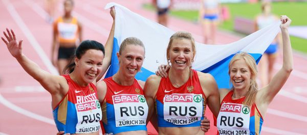 Российская сборная, завоевавшая бронзовую медаль на чемпионате Европы - Sputnik Азербайджан