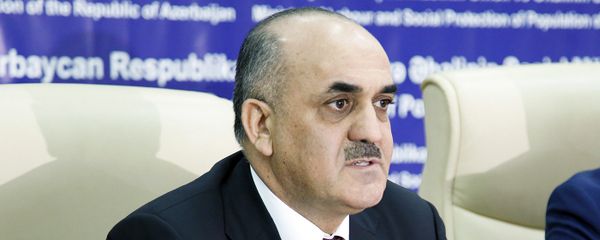 Салим Муслимов, министр труда и соцзащиты населения Азербайджана - Sputnik Азербайджан