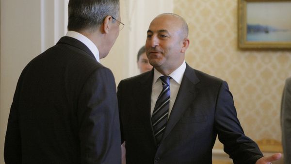 Глава МИД РФ Сергей Лавров провел встречу с турецким коллегой Мевлютом Чавушоглу - Sputnik Азербайджан
