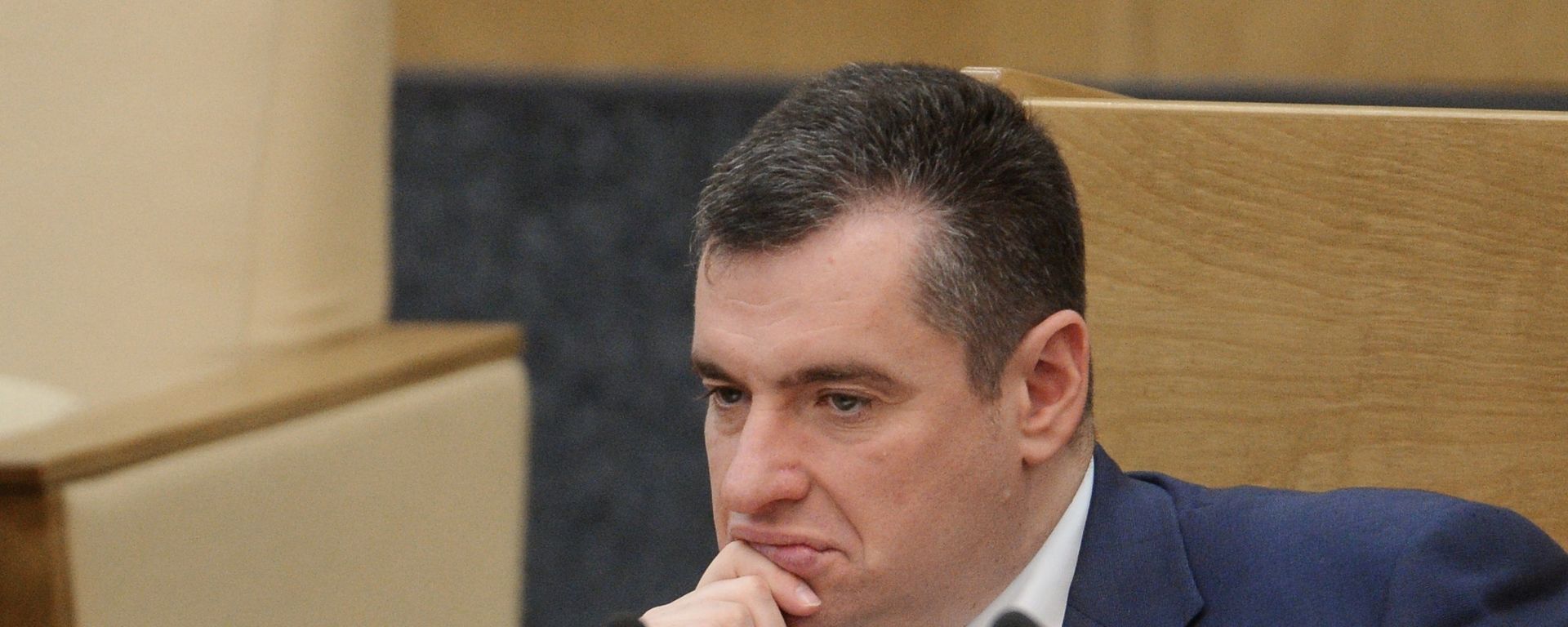 Председатель комитета ГД по делам Содружества Независимых Государств Леонид Слуцкий - Sputnik Азербайджан, 1920, 15.10.2021