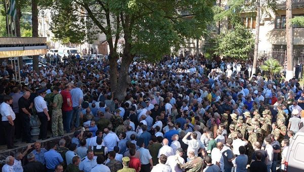 Съезд сторонников оппозиционных сил в Сухуме - Sputnik Азербайджан