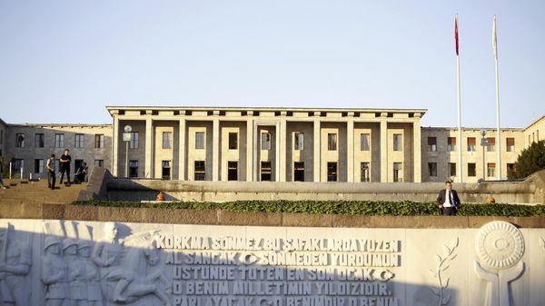 Здание парламента Турции в Анкаре - Sputnik Азербайджан