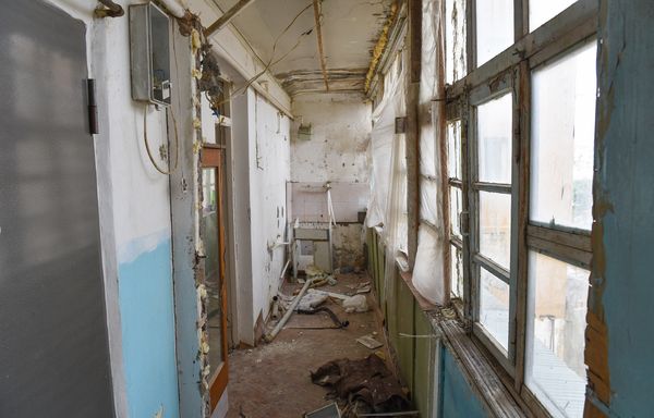 Начался снос здания, расположенного по улице Шарифзаде, 33 в Ясамальском районе - Sputnik Азербайджан