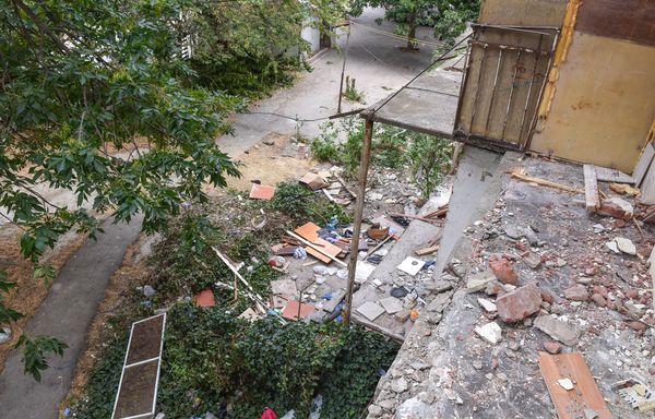 Начался снос здания, расположенного по улице Шарифзаде, 33 в Ясамальском районе - Sputnik Азербайджан