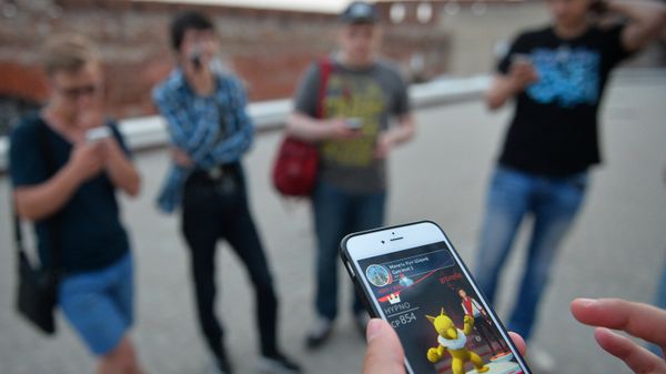 Игровое приложение Pokemon Go от компании Nintendo - Sputnik Азербайджан