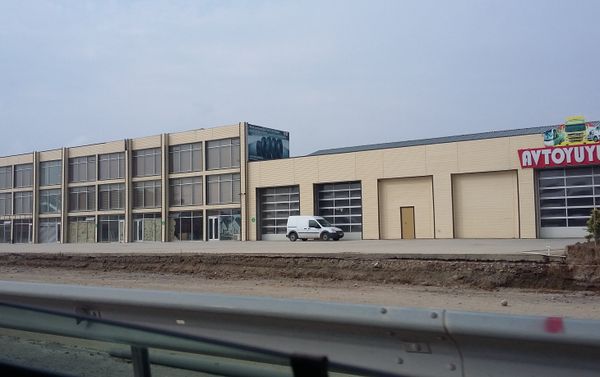 Azeravtoyol разрыли участок дороги начиная от водохранилища Джейранбатан и до самого въезда в одноименный поселок и засыпали его землей - Sputnik Азербайджан