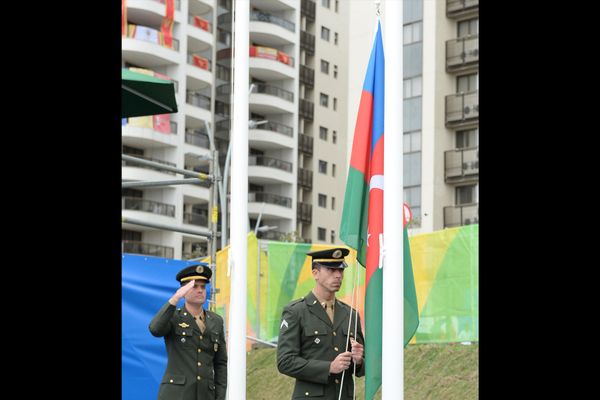 В Олимпийской деревне в Рио-де-Жанейро был поднят флага Азербайджана - Sputnik Азербайджан