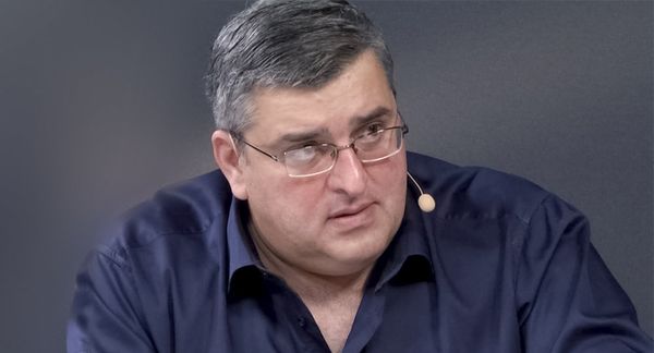Главная цель визита Зурабишвили в Баку - новая система коммуникаций между властями - Sputnik Азербайджан