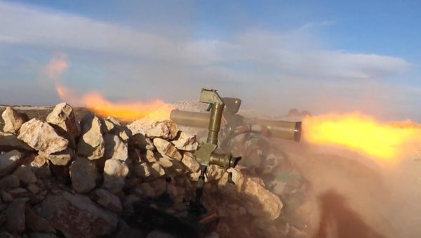 Сирийские солдаты обстреливали боевиков из комплексов "Конкурс-М" в Кобани - Sputnik Азербайджан