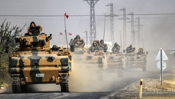 Вооруженные Силы Турции, в рамках военной операции Щит Евфрата, архивное фото - Sputnik Азербайджан