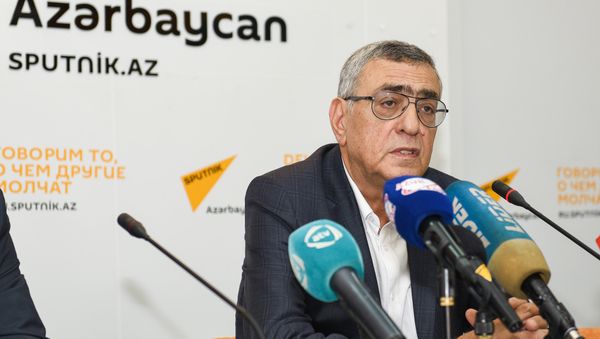 Вице-президент Национального Олимпийского Комитета Азербайджана Чингиз Гусейнзаде - Sputnik Азербайджан