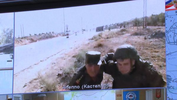 Военных РФ в Сирии обстреляли во время видеомоста с Москвой. Кадры инцидента - Sputnik Азербайджан