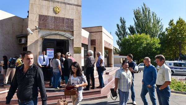 Выборы в Государственную Думу Российской Федерации в посольстве России в Азербайджане - Sputnik Азербайджан