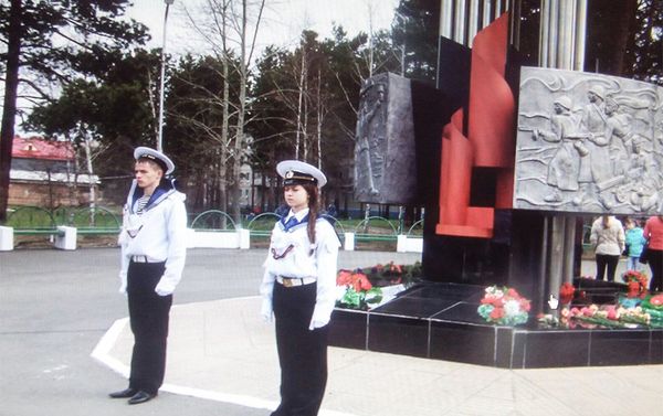 Почетный караул в Саянске - Sputnik Азербайджан