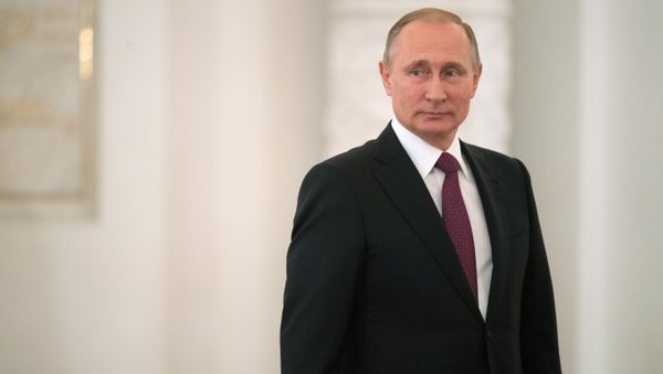 Президент РФ Владимир Путин - Sputnik Азербайджан