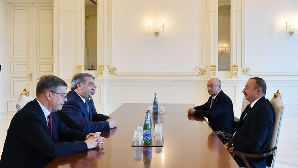 Ильхам Алиев принял министра РФ Владимира Пучкова - Sputnik Азербайджан