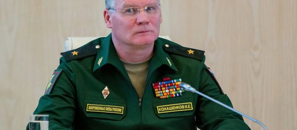 Брифинг минобороны РФ и представителей ВПК о первичных радиолокационных данных в районе крушения Boeing в Донецкой области - Sputnik Азербайджан