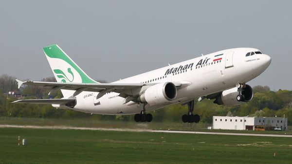 Лайнер иранской авиакомпании Mahan Air - Sputnik Азербайджан