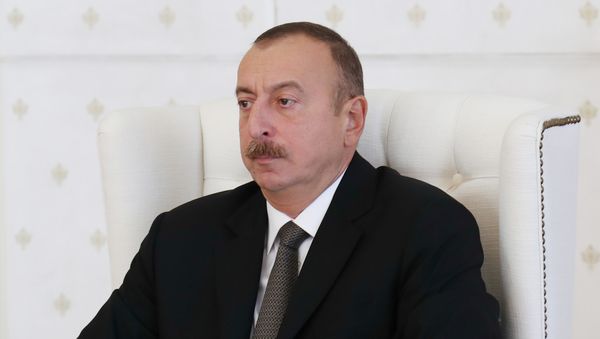 Президент Ильхам Алиев на заседании Кабинета Министров Азербайджана - Sputnik Азербайджан