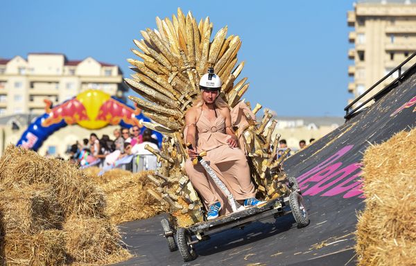 Гонки на мыльницах в центре Баку – соревнования Red Bull Soapbox - Sputnik Азербайджан