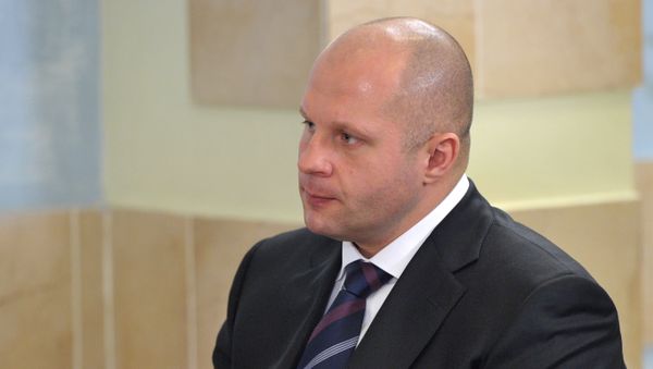 Чемпион мира по смешанным единоборствам Федор Емельяненко - Sputnik Азербайджан
