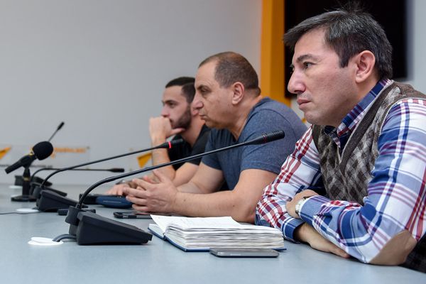 В Мультимедийном пресс-центре Sputnik Азербайджан прошла встреча с журналистами кинопродюсера Михаила Дегтяря на тему Фильм Коробка - Sputnik Азербайджан