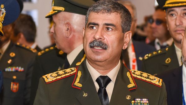 Министр обороны Азербайджана, генерал-полковник Закир Гасанов - Sputnik Азербайджан