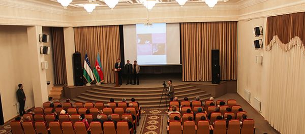 В Ташкенте состоялась презентация кинокомедии Бахт узуйу, дублированный на узбекский язык. - Sputnik Азербайджан