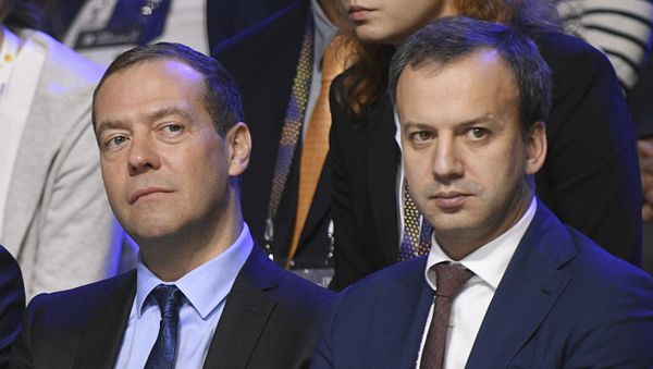 Премьер-министр РФ Д. Медведев принял участие в форуме Открытые инновации - 2016 - Sputnik Азербайджан