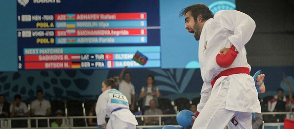 Четырехкратный чемпион мира и тринадцатикратный чемпион Европы, азербайджанский каратист Рафаэль Агаев - Sputnik Азербайджан