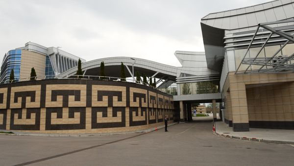 Терминал аэропорта Манас 2 в Бишкеке, архивное фото - Sputnik Азербайджан