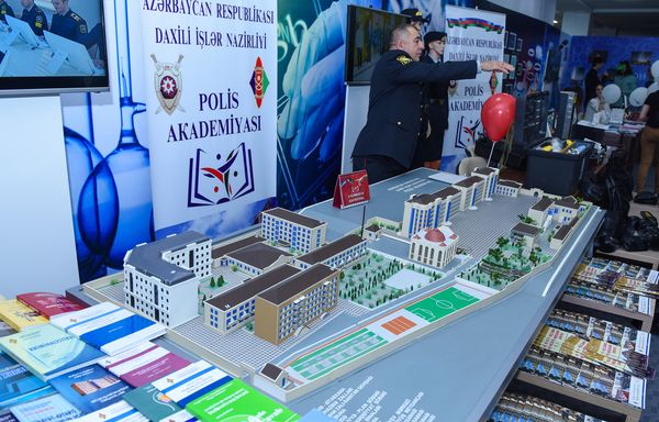 Открытие второго азербайджанского фестиваля науки - Sputnik Азербайджан