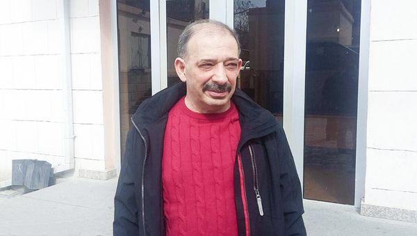 Журналист Рауф Миркадыров - Sputnik Азербайджан
