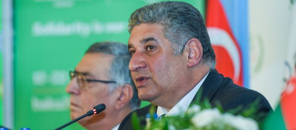 Noyabrın 8-də Bakıda IV İslam Həmrəyliyi Oyunları Əlaqələndirmə Komissiyasının IV iclası ilə əlaqədar mətbuat konfransı keçirilib - Sputnik Азербайджан