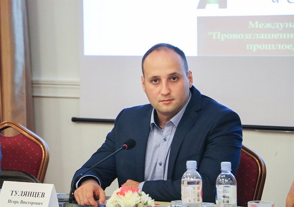Председатель Общественного движения Родина-Евразийский Союз Игорь Тулянцев - Sputnik Азербайджан