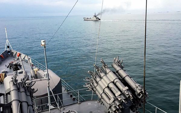 Корабли и катера ВМС АР участвуют в крупномасштабных учениях на Каспии - Sputnik Азербайджан