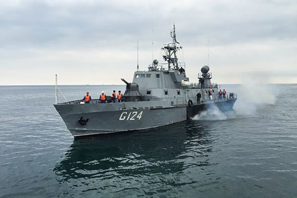 Корабли и катера ВМС АР участвуют в крупномасштабных учениях на Каспии - Sputnik Азербайджан
