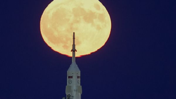 Суперлуние - Sputnik Азербайджан